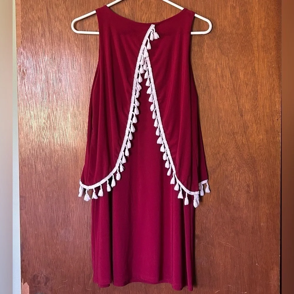 Impressions red and white sleeveless tassel dress size M